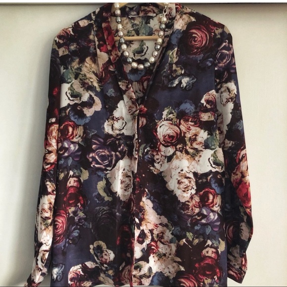 Violet + Claire blouse - Picture 2 of 4